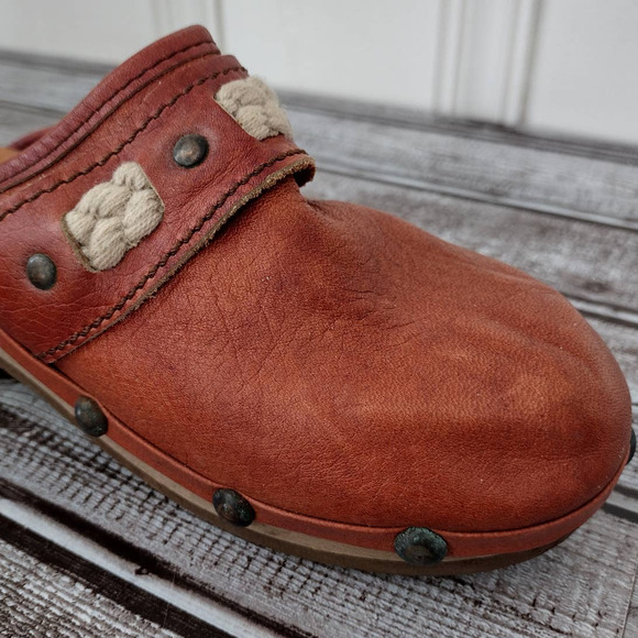 Dr. Scholl's | RARE Vintage Orange-Red Leather Studded Wooden Clogs Cotton Braid - Picture 4 of 16